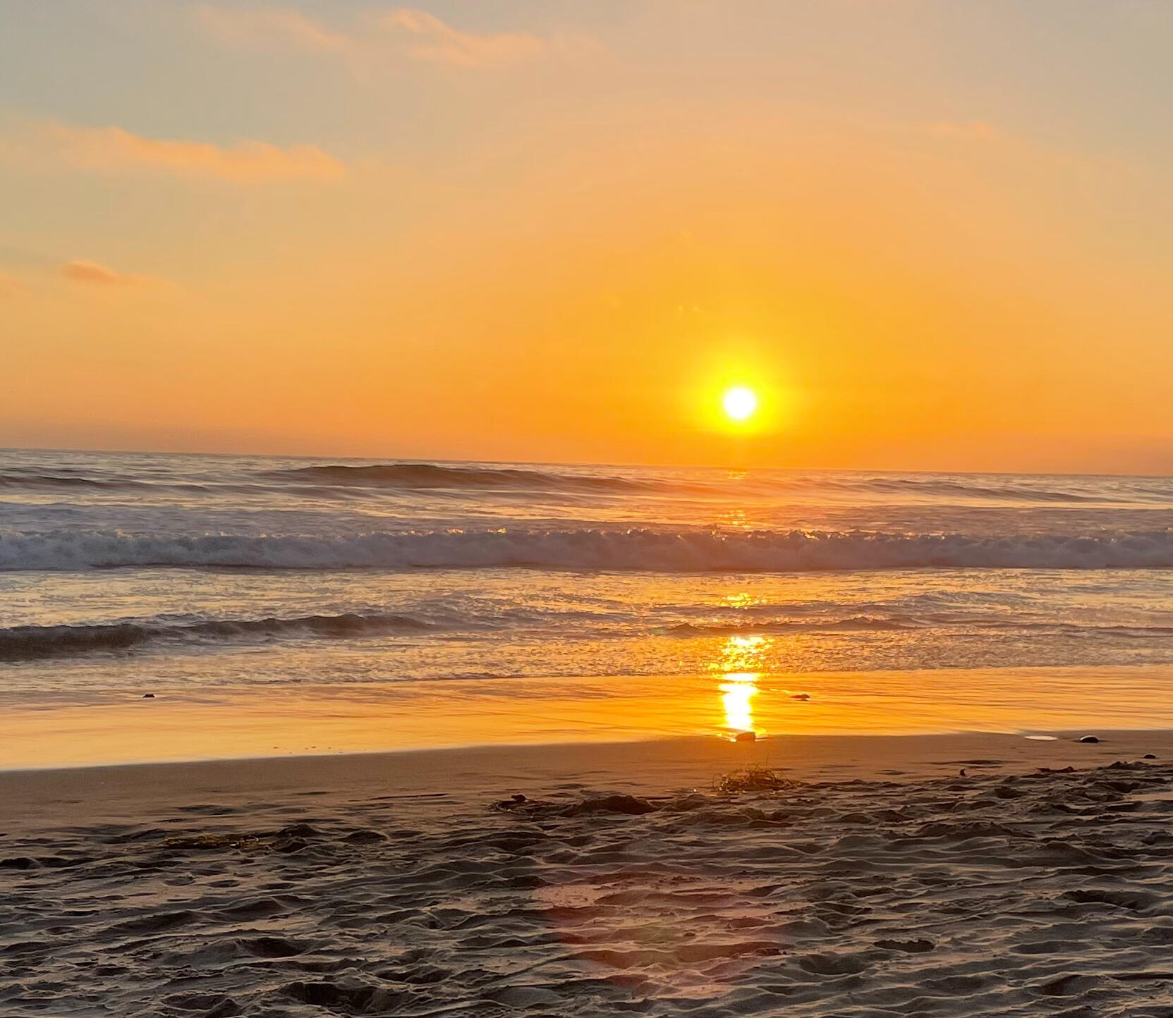 Reiki energy and craniosacral healing session promoting nervous system regulation